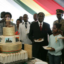 Президент Зимбабве потратил 600 тысяч долларов на 89-летие