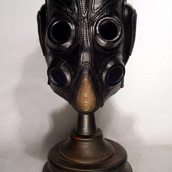 4 eyes Steampunk gas mask