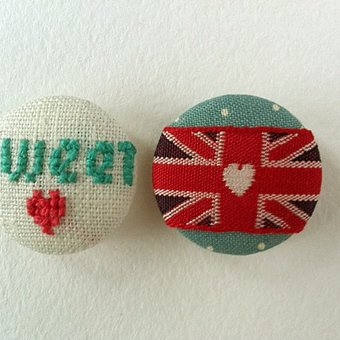 Buttons "Sweet London". . .