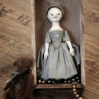 Queen Anne doll