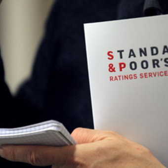 Standard & Poor's понизило кредитный рейтинг Украины