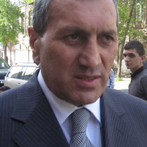 Армянский губернатор ушел в отставку из-за убийства