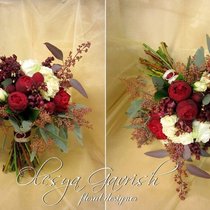 Bordeaux bridal bouquet