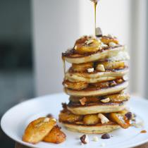 Chocolate filled pancakes. Recipe for a bright family breakfast