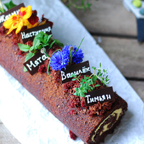Chocolate swiss roll with fennel and jasmine