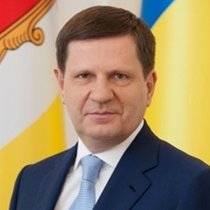Мэр Одессы пригрозил лично зачистить пляжи бульдозером