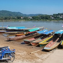 Мототур с Asiadventures. Граница с Лаосом и дорога в Луангпрабанг