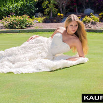 Объемные цветы- тренд этого сезона! Будь самой модной в платье KAURTSEVA.