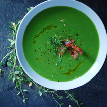 Peas and mint soup