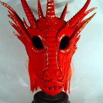 Red dragon mask with mane. Маска Красный Дракон с гривой.