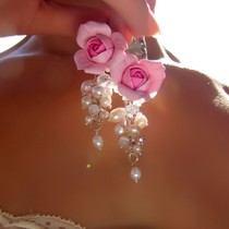 Розовые серьги в романтическом стиле :-)