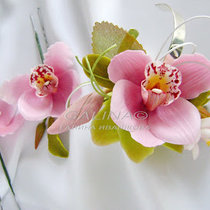 Свадебный комплект Розовые орхидеи- браслет, заколка и бутоньерка.