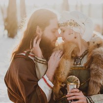 Зимняя сага. Стилизованная съемка Love Story в стиле эпохи викингов